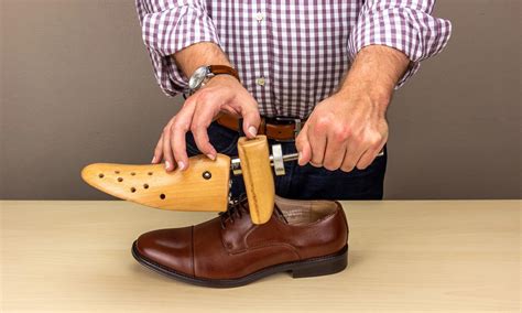 how to stretch fake leather shoes|stretch leather shoes with alcohol.